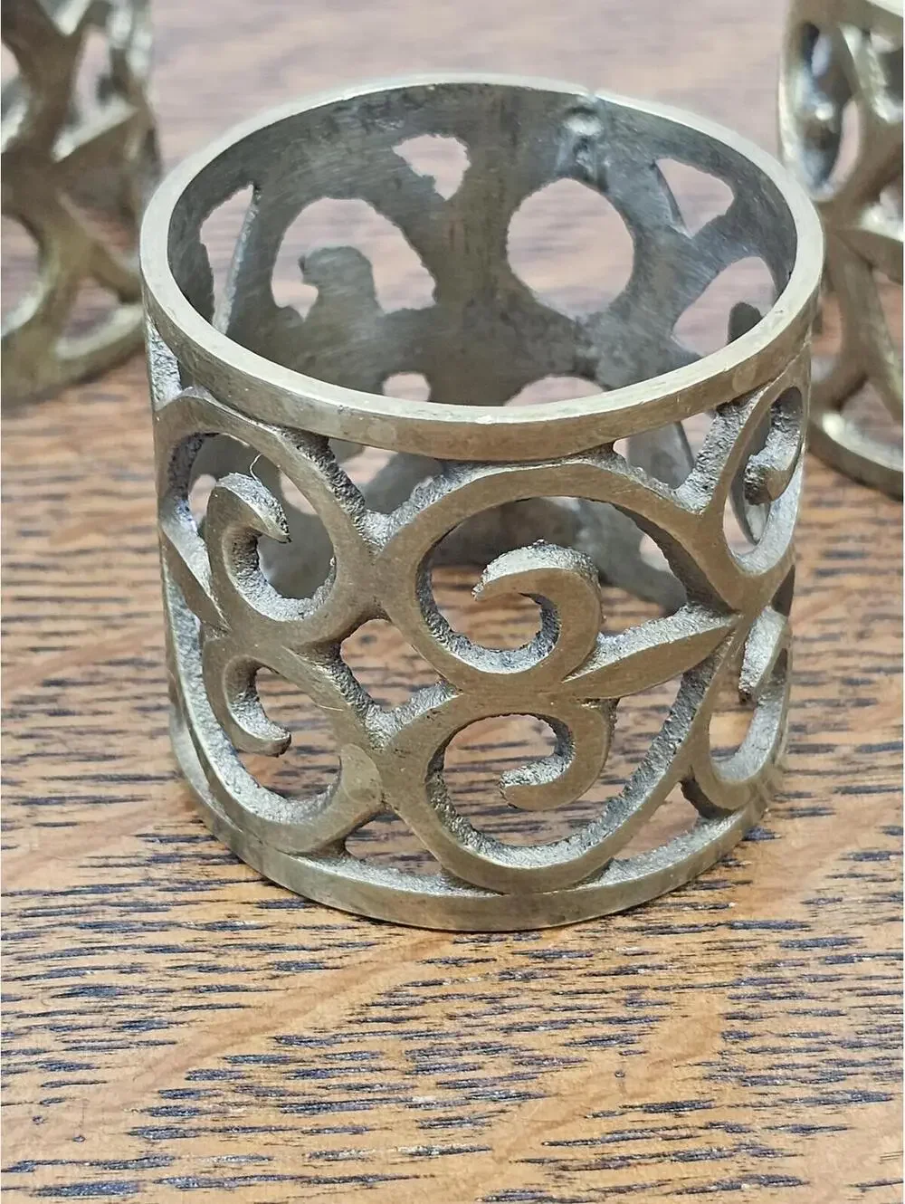 Vintage Brass Napkin Rings Set of 4 Scroll Filigree Table Decor
